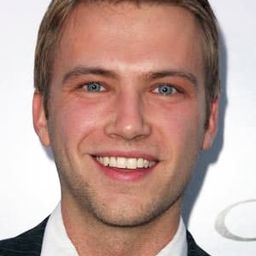 Christopher Shand 飾演 Rick