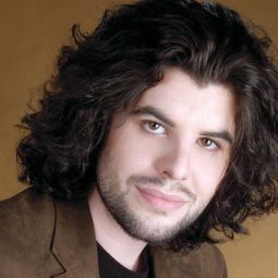 Sage Stallone 飾演 Robert 'Rocky' Balboa Jr.