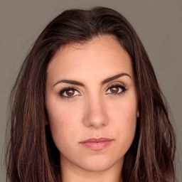 Annika Marks 飾演 Jessica