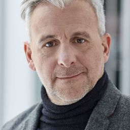 派帝·姚賀 飾演 Paul