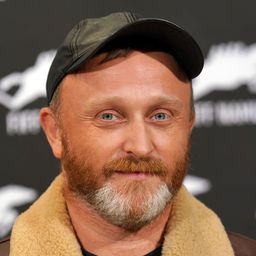 Damien Jalet 飾演 Self