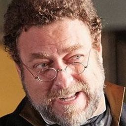 Carlo Lepore 飾演 Gianni Schicchi