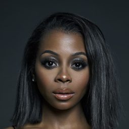 布雷莎·韋博 飾演 Penny