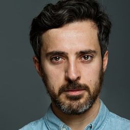 安德雷斯·赫魯迪斯 飾演 Felipe