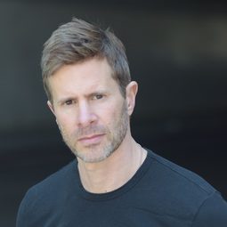 David Ojalvo 飾演 Mr. Gobbs