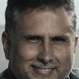 馬龍·莫雷諾 飾演 Enrique