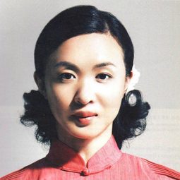 金星 飾演 Madame Rose