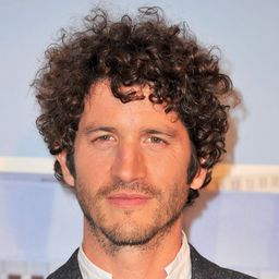 克雷蒙·史包尼 飾演 Abel