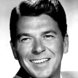 Ronald Reagan - Dan Aykroyd Unplugged On UFOs演員 飾演Self (archive footage)