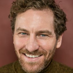 Robert Gulaczyk - 心動大遊行演員 飾演Bodyguard Jan