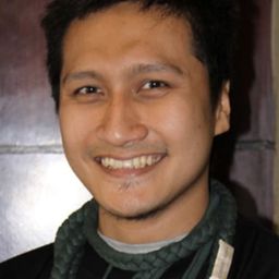 Arie K. Untung 飾演 Misbah