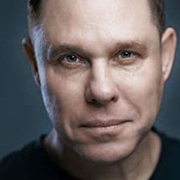 Randy Charach 飾演 Marty Driscoll