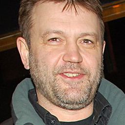 Georgi Staykov 飾演 Katev