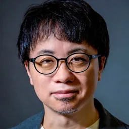 新海誠 - 她與她的貓演員 飾演Chobi / Narrator (voice)