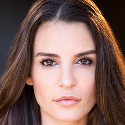 Teodora Djuric 飾演 Francesca