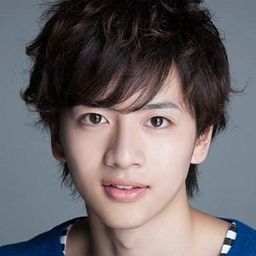 飯島寛騎 飾演 Yuta Naruse