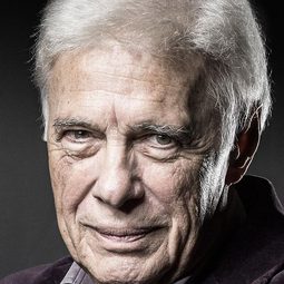 Guy Bedos 飾演 Self