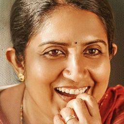 索尼亞·吉里 飾演 Radha