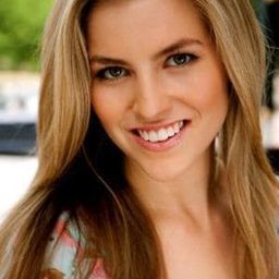 Chelsea Hayes - 我的老闆變小了演員 飾演Rachel