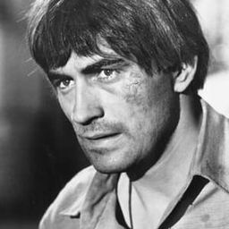 Ken Hutchison - 稻草狗演員 飾演Norman Scutt