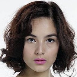 雀兒喜·伊斯蘭 - 一國之師：佐格羅阿米諾多演員 飾演Stella