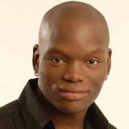 丹尼爾·哈德布 飾演 Workshop