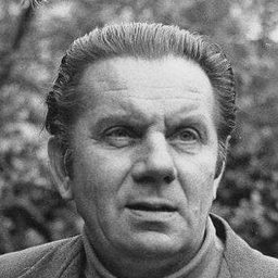 Antanas Zhekas - Peril at End House演員 飾演Bert Croft