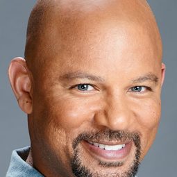 Chris Williams - 星耀女孩：好萊塢篇演員 飾演George