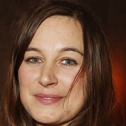 Pippa Nixon - 異星戰場：強卡特戰記演員 飾演Lightmaster