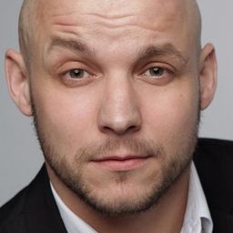 Sergey Grab - 神佈局演員 飾演