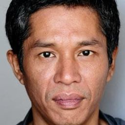 Sri Sacdpraseuth 飾演 The Fool