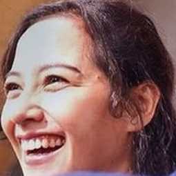 Vonny Cornellya Permatasari 飾演 Hanif’s Sister