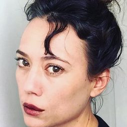 Inge Beckmann 飾演 Mennofer