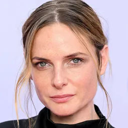 莉碧嘉費格遜 飾演 Judge Maddox