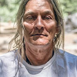 Chongo Chuck - 山谷崛起演員 飾演Self