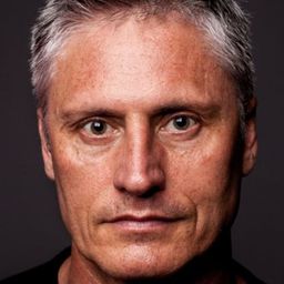 Dwaine Stevenson 飾演 Rex Mannings