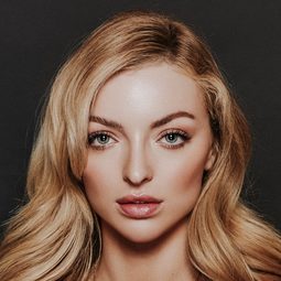法蘭西絲·卡伊斯威特 飾演 Florence Tildon