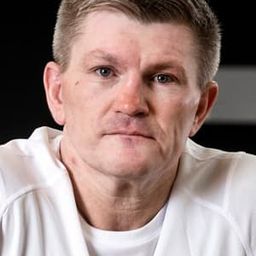 Ricky Hatton 飾演 Self