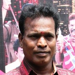 Mahanadhi Sankar 飾演 Constable Antony 'Anto'