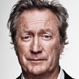 布萊恩·布朗 飾演 Len