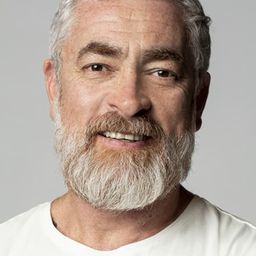 Alex Atala 飾演 Self