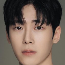 Cho Dae-hee 飾演 Hyeon-taek