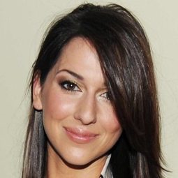 泰倫·戴維斯 飾演 Little Lilliana 'Lilly' Hoffman