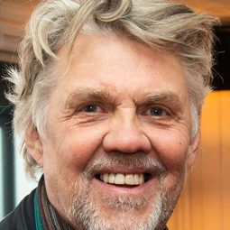 Helgi Björnsson - 雷克雅未克鯨魚大屠殺演員 飾演Tryggvi