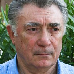 Jacques Serres 飾演 