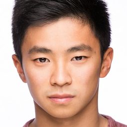 Samuel Mak - 盜墓者羅拉演員 飾演Chinese Kid