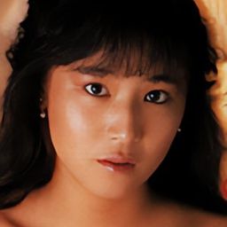 井上あんり 飾演 Bar patron