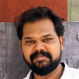 維維克普拉桑納 - 英勇讚曲演員 飾演'Seby' Sebastian