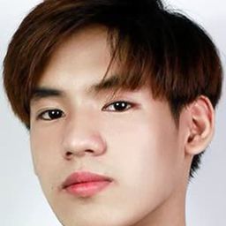 Teerawate Suparwong 飾演 Tai