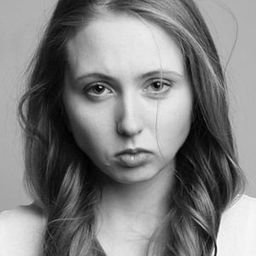 賈斯蒂娜·瓦西勒斯加 飾演 Wanda